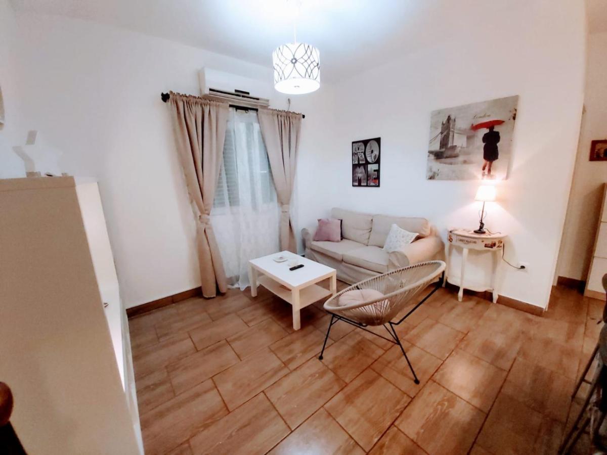 Studio Apartmant Leona With Parking Place Split Exteriér fotografie