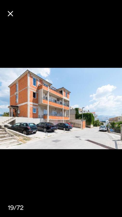 Studio Apartmant Leona With Parking Place Split Exteriér fotografie