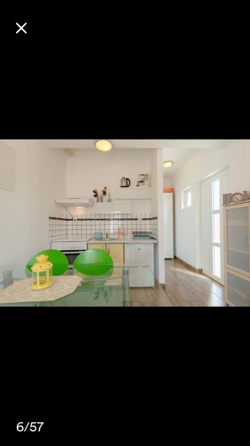 Studio Apartmant Leona With Parking Place Split Exteriér fotografie